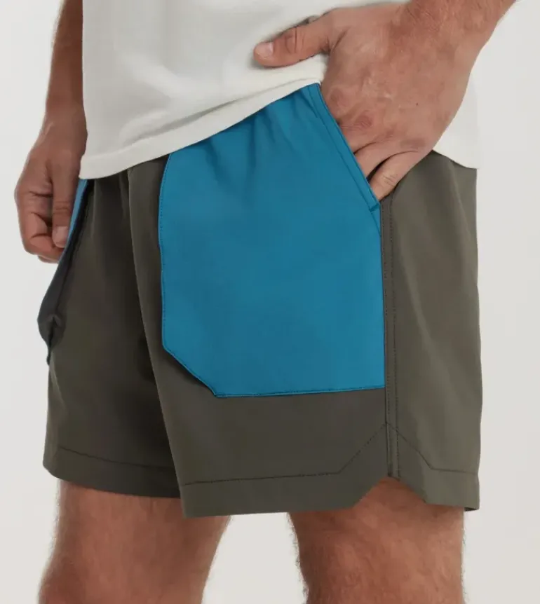 Happy Camper Shorts 16"