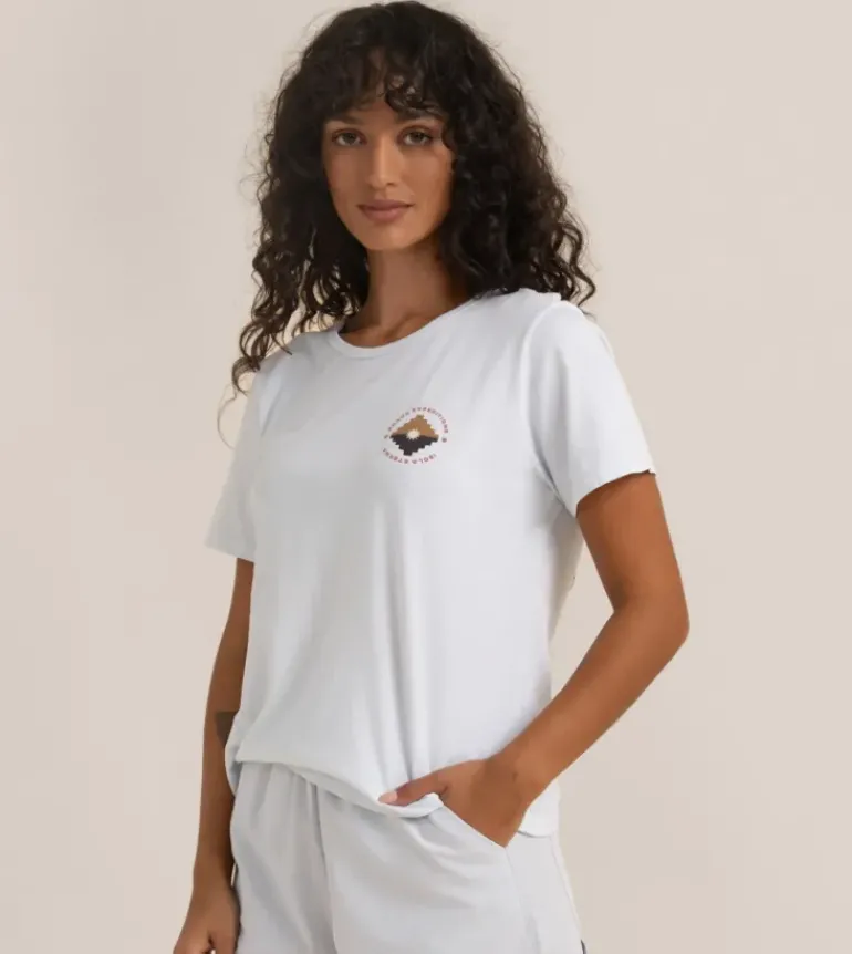 Isola Eterna Everyday Premium Tee
