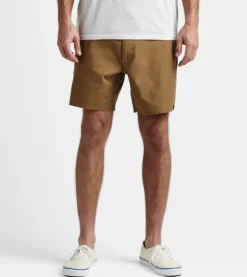 Layover Traveler Shorts 17"