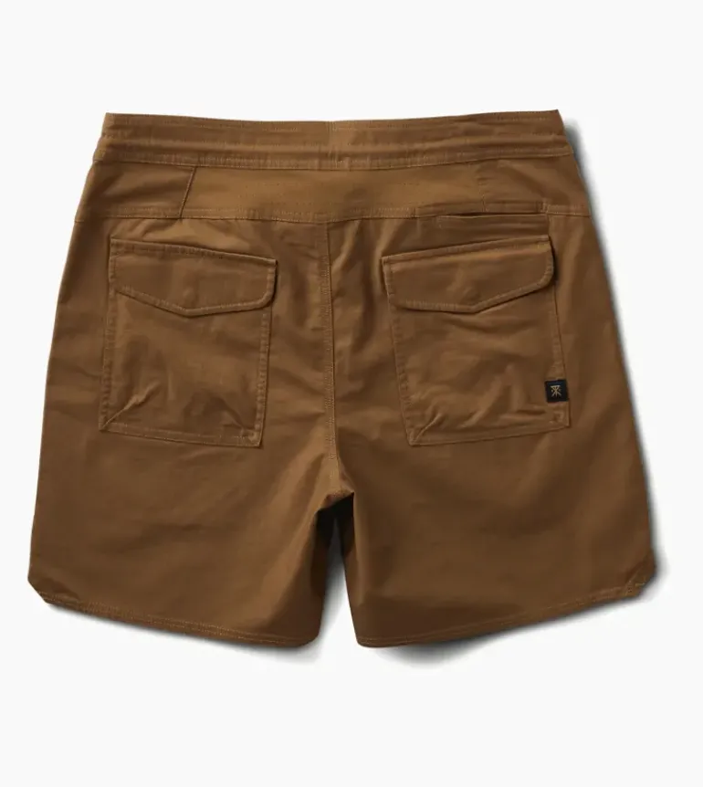 Layover Traveler Shorts 17"