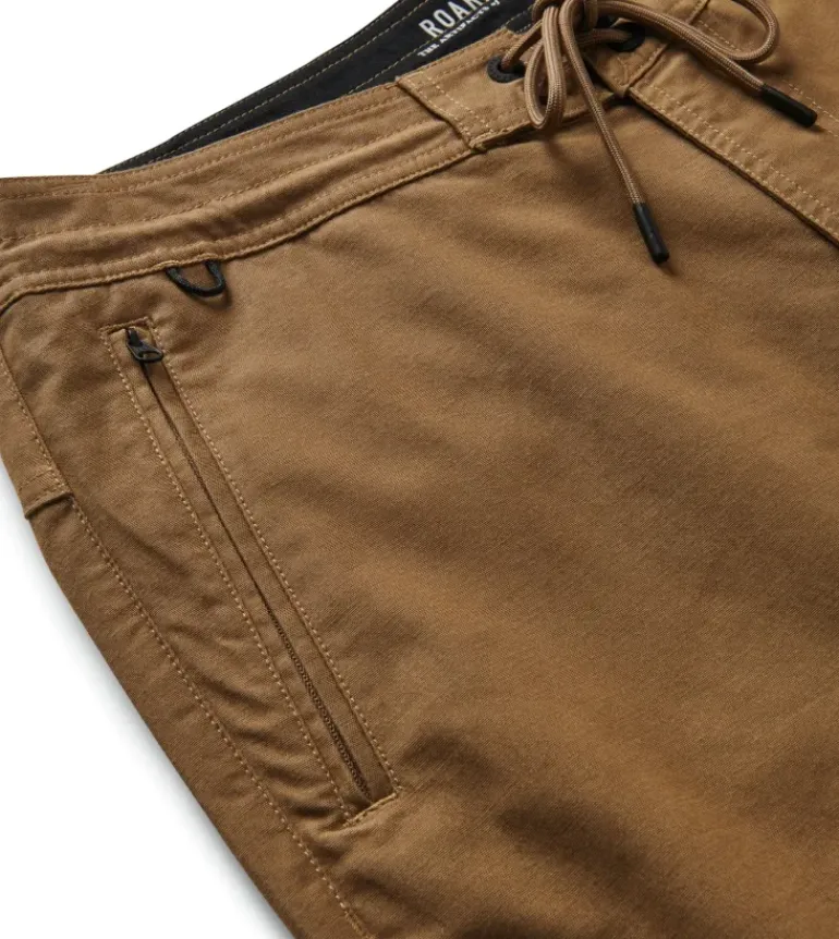 Layover Traveler Shorts 17"