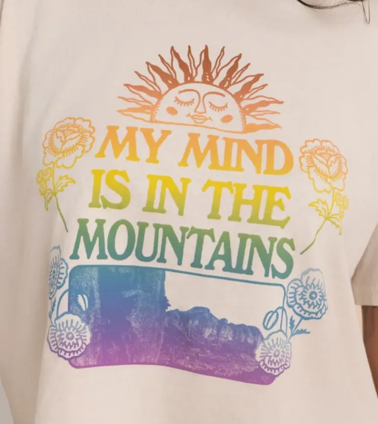Mountain Cropped Boxy Premium Tee