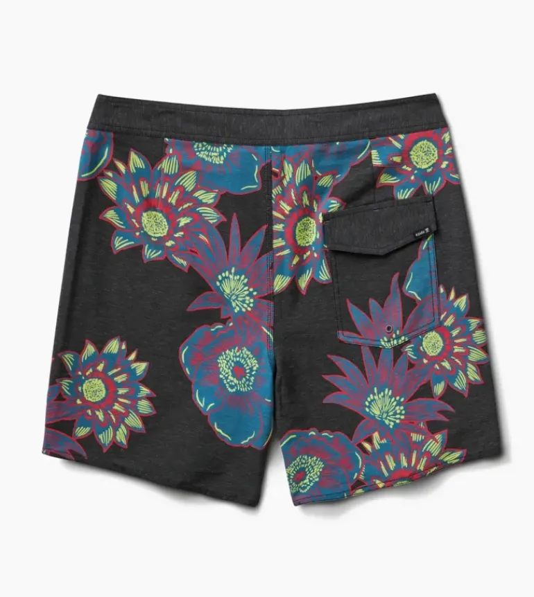 Passage Boardshorts 17"